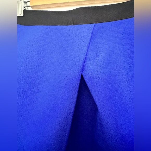 Ted Baker London Skater Skirt with side pockets and pleated front. - Picture 11 of 12